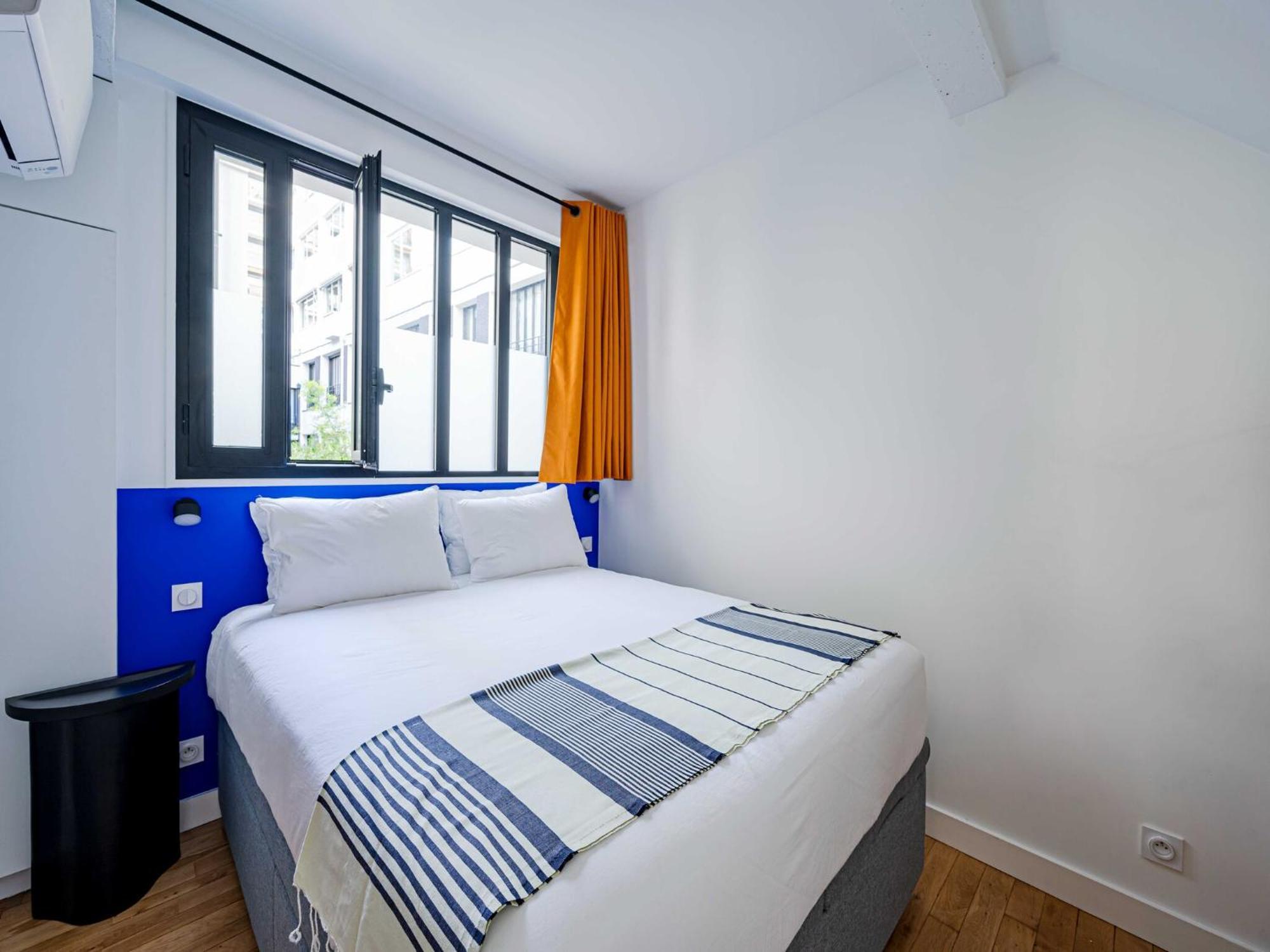 Marais Area - Outdoor Patio - A C - 2bdr *