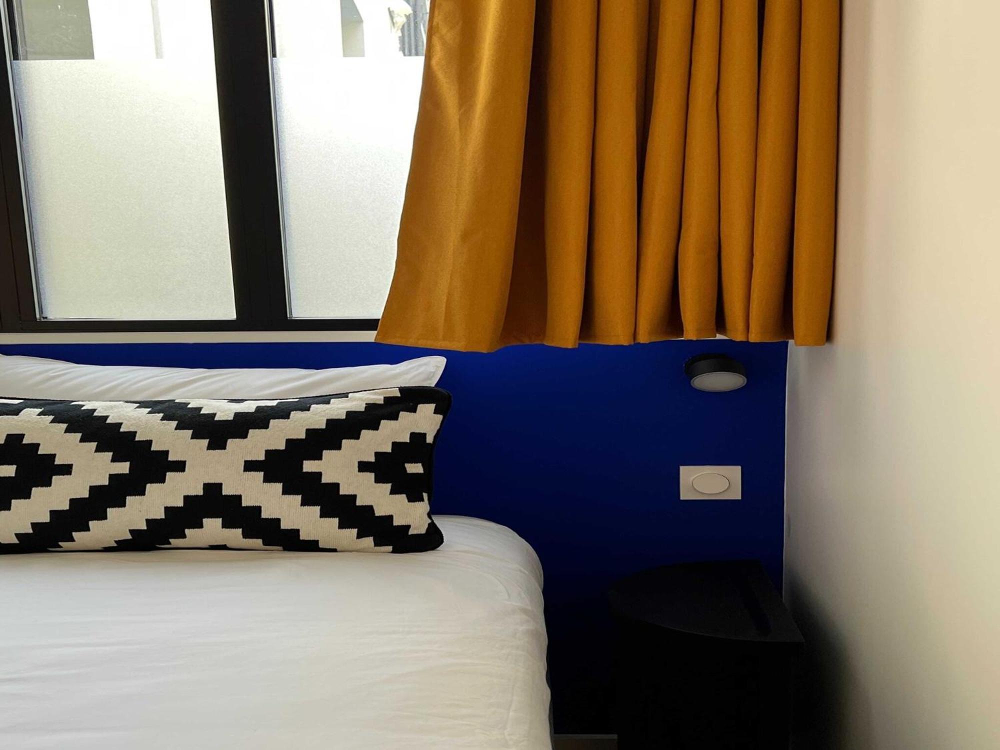 Apartment Marais Area - Outdoor Patio - A C - 2bdr Paris